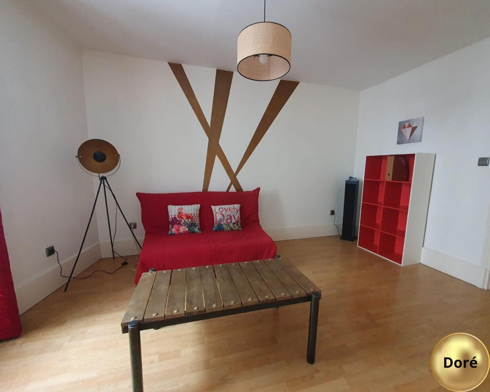 Rnb Locations * Mâcon
